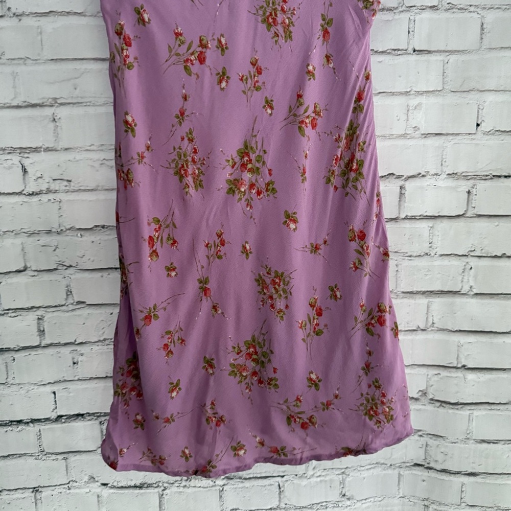 Floral‎ Purple Pink Dress with Red Accents - Picture 4 of 5